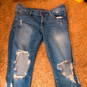 American eagle distressed jeans